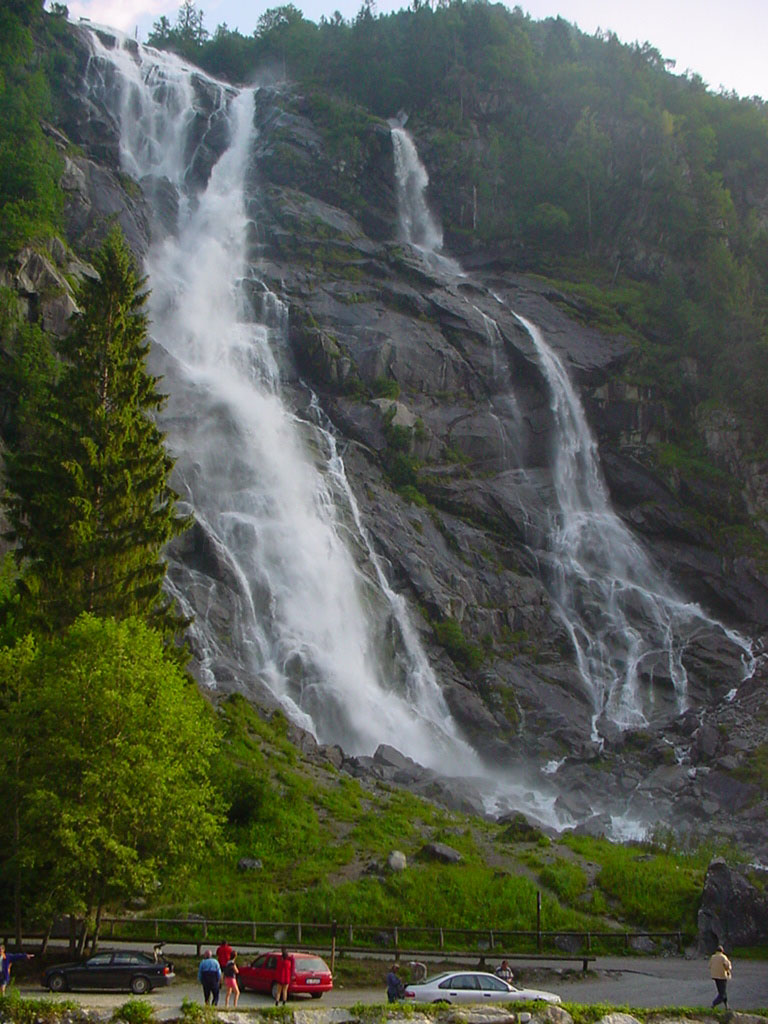 Cascata-del-Nardis.jpg